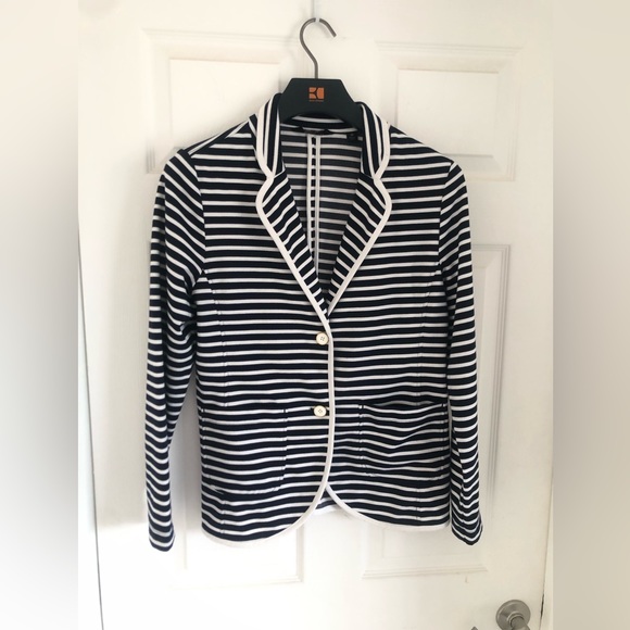 Long sleeve striped jacket. - Picture 7 of 11